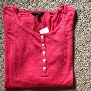 Banana Republic women’s shirt